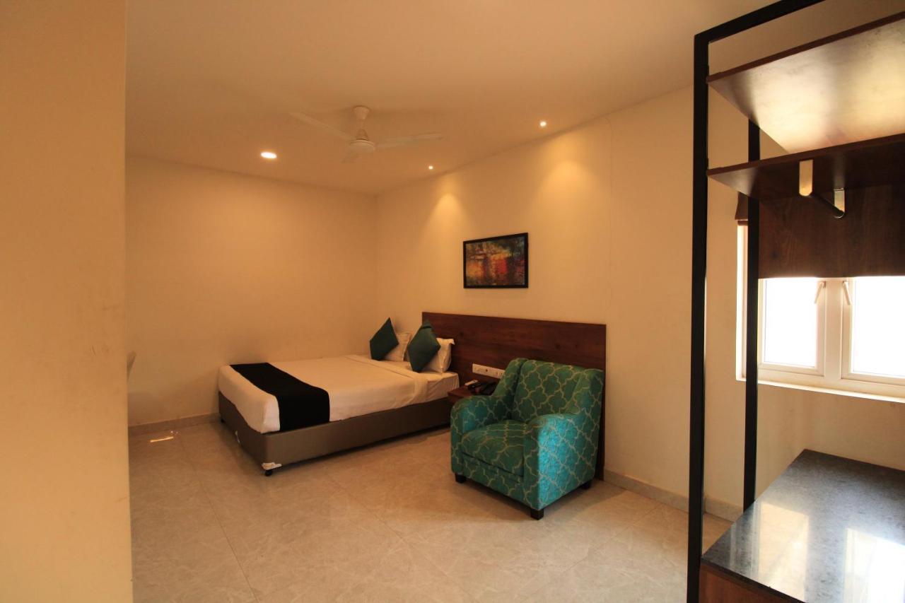 Arunaa Inn Airport Hotel,Chennai Exterior photo