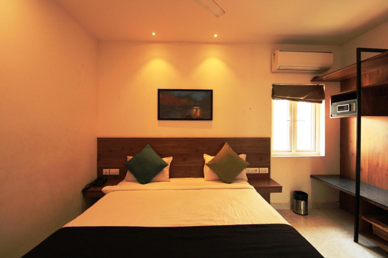 Arunaa Inn Airport Hotel,Chennai Exterior photo